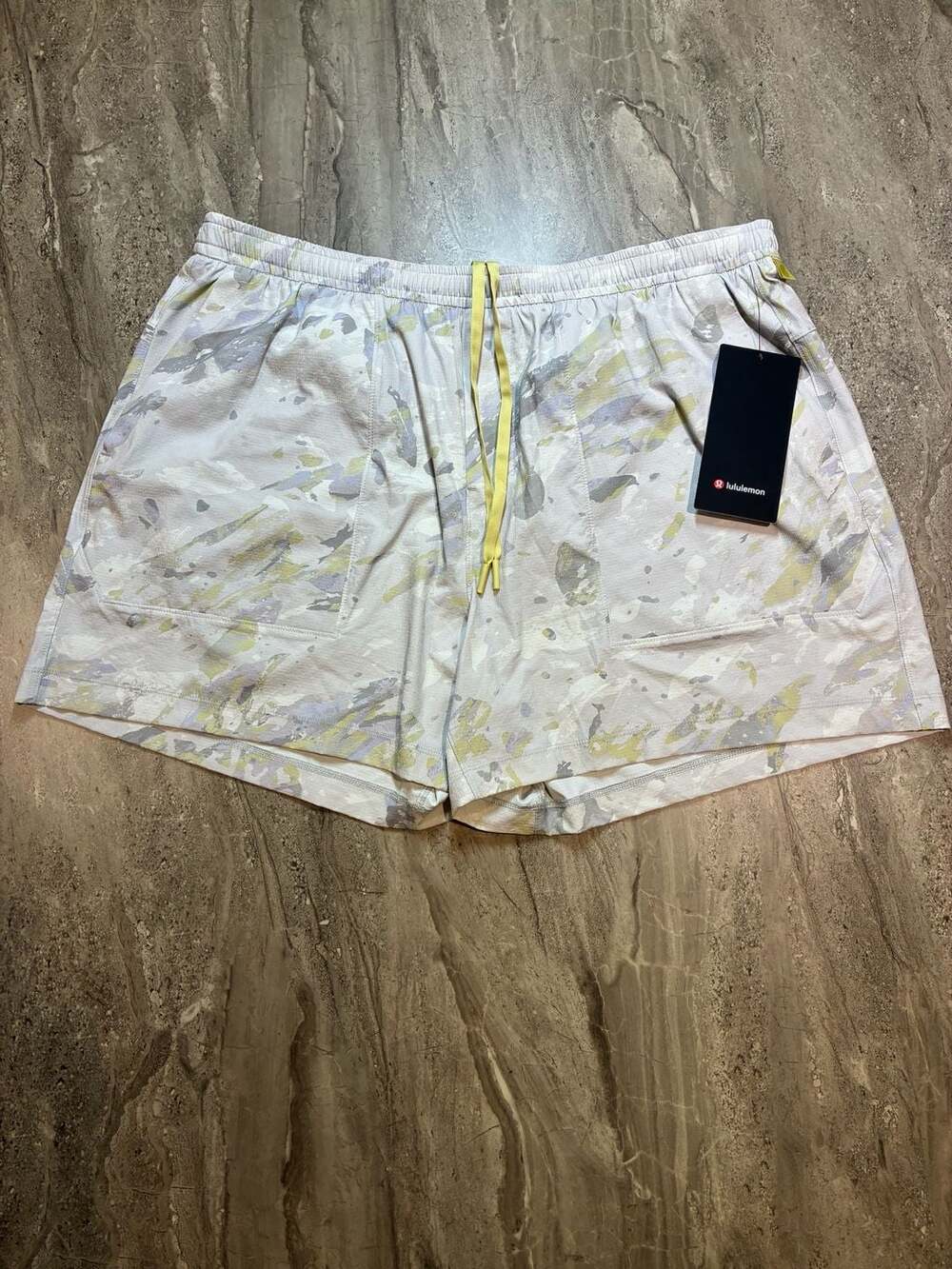 NWT Lululemon Bowline Short 5" Stretch Ripstop Variegated Bloom Finch Yellow XXL